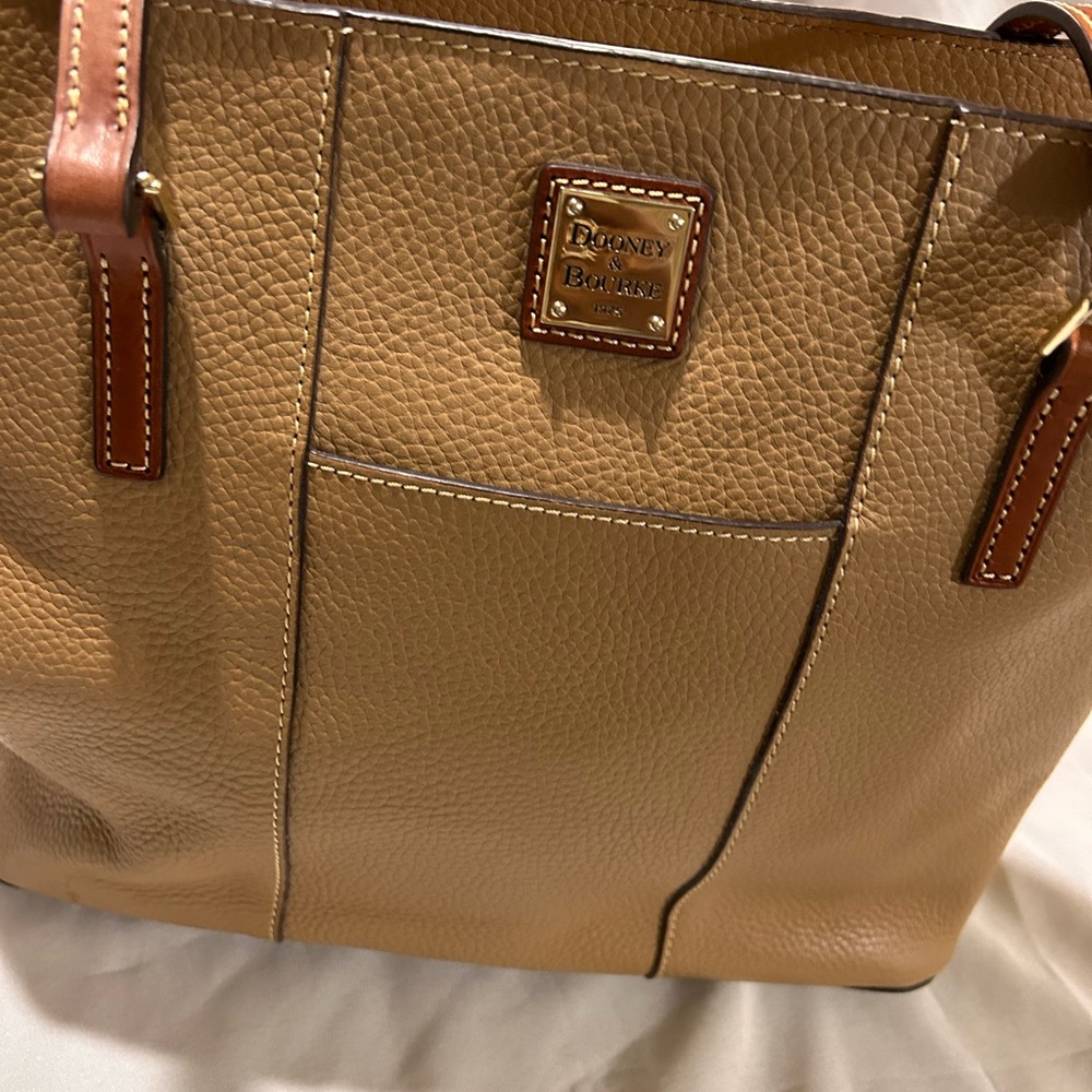 Dooney & Bourne Pebble Grain Tote